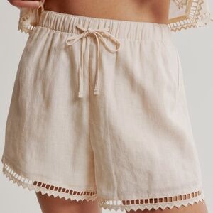 Abercrombie and Fitch Linen Embroidered Pull-On Short NWOT